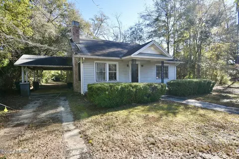 657 Main St, Chipley, FL 32428 photo 3