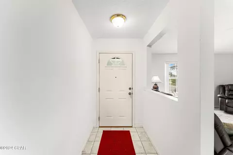 127 Heather Dr, Panama City Beach, FL 32413