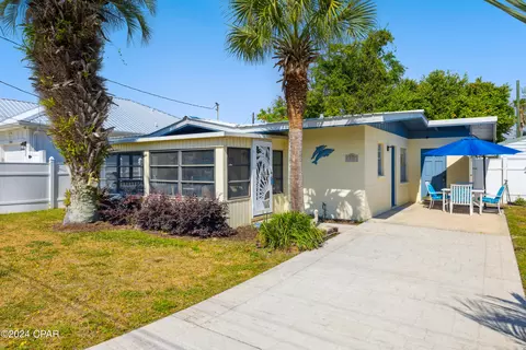 311 Casa Pl, Panama City Beach, FL 32413