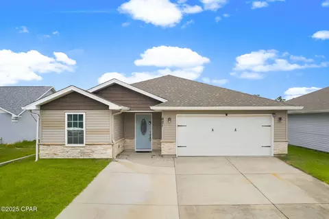 621 Plantation Dr, Panama City, FL 32404