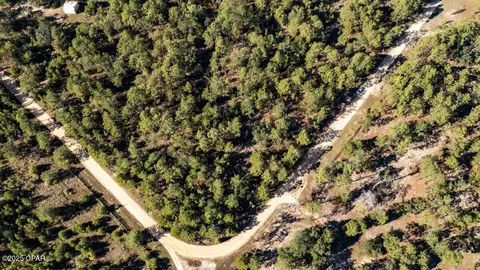 4436 Mustang Ln, Chipley, FL 32428