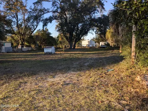 1119 6th St, Panama City, FL 32409