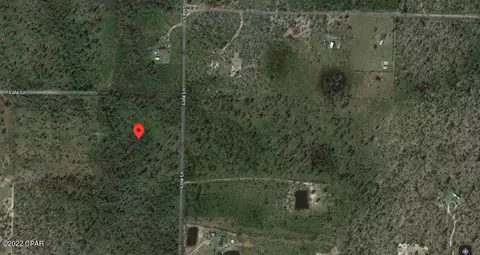 000 Lola Ln, Fountain, FL 32438