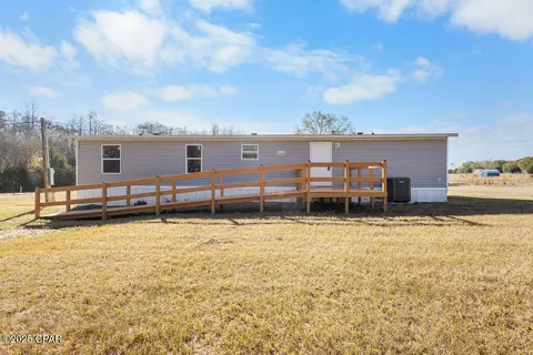 2342 Tiller Rd, Chipley, FL 32428