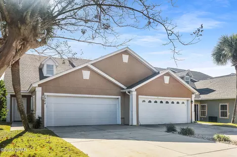 2904 Country Club Dr, Lynn Haven, FL 32444