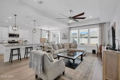 403 Warren Bayou Ln, Panama City Beach, FL 32407