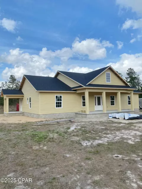 6086 Cross Country Blvd, Marianna, FL 32446