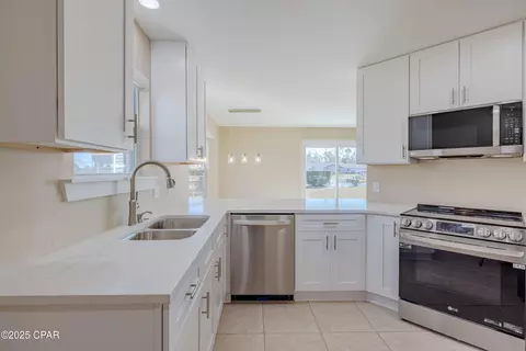 7558 Yellow Bluff Rd, Panama City, FL 32404