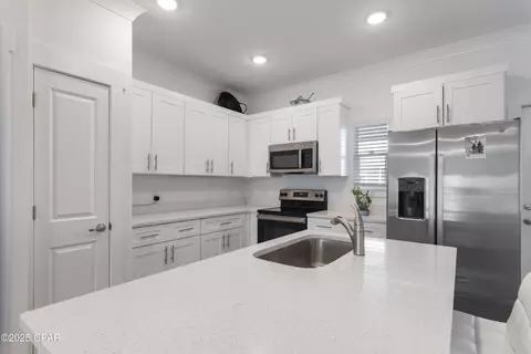 16 Date Palm Ln, Freeport, FL 32439 photo 3