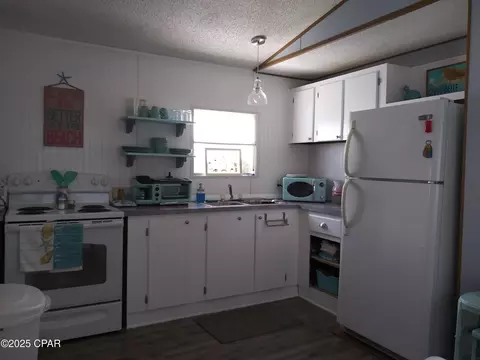 1944 Cape St, Carrabelle, FL 32322 photo 4