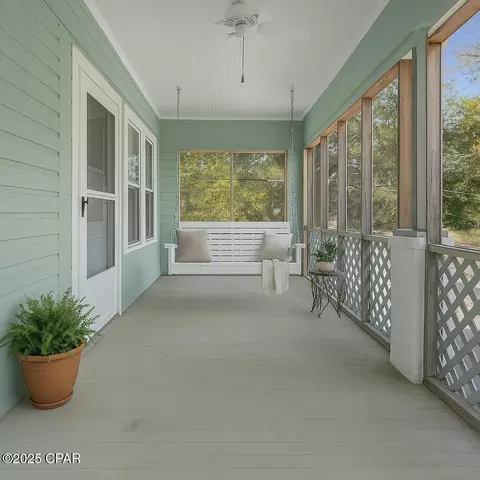 Exterior - 804 8th St, Chipley, FL 32428 photo 10 of 17