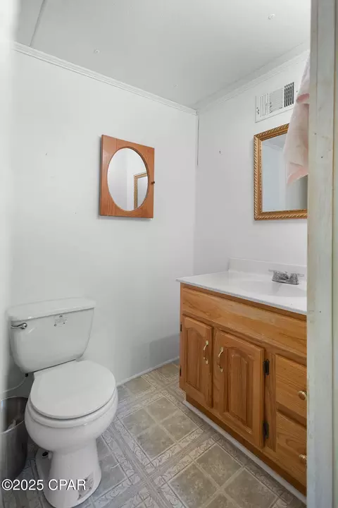Bath - 804 8th St, Chipley, FL 32428 photo 6 of 6