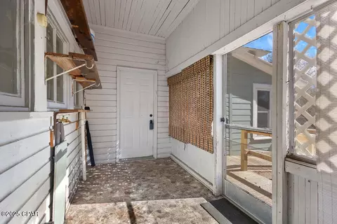 Exterior - 804 8th St, Chipley, FL 32428 photo 14 of 17