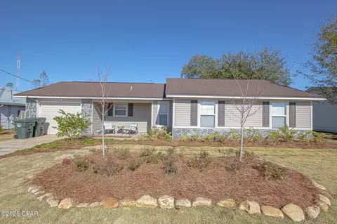 504 Sparrow St, Lynn Haven, FL 32444