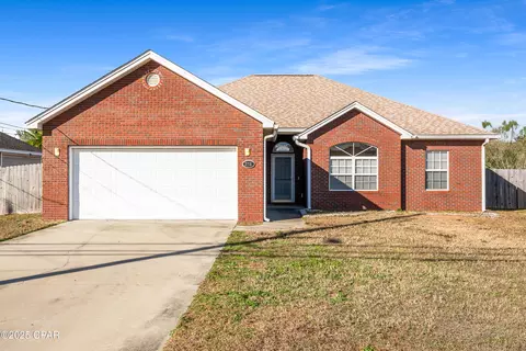 2735 Ten Acre Rd, Panama City, FL 32405