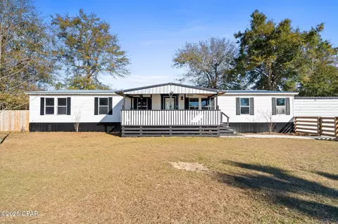 10701 White Rd, Youngstown, FL 32466
