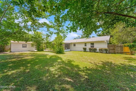 211 Scooter Dr, Panama City, FL 32408