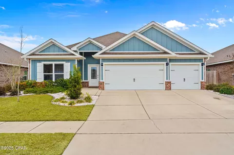 4752 Rosemary St, Panama City, FL 32404
