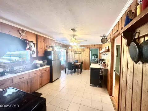 4988 Basswood Rd, Bascom, FL 32423 photo 11