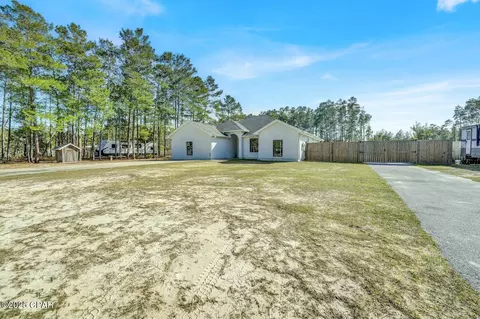 1921 Anna Lauren Dr, Southport, FL 32409