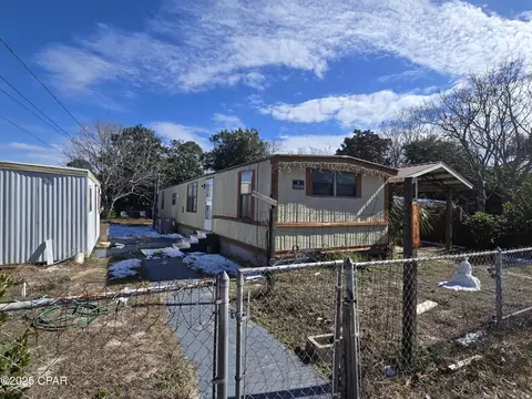 145 N Wells St, Panama City Beach, FL 32413