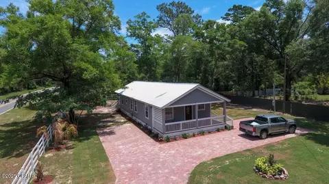 21 Howard Allen Ln, Ponce De Leon, FL 32455