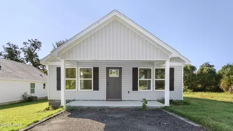 3108 E 2nd St, Panama City, FL 32401
