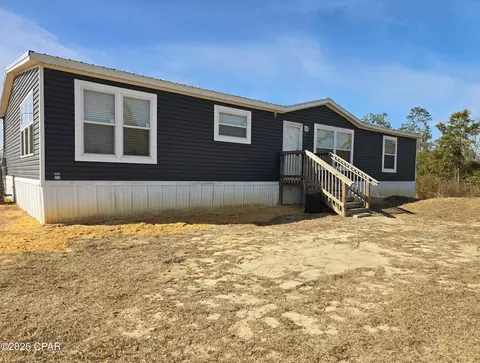 8913 Firebird Ln, Youngstown, FL 32466