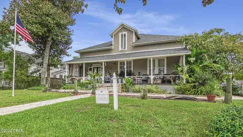 2500 W 9th St, Panama City, FL 32401