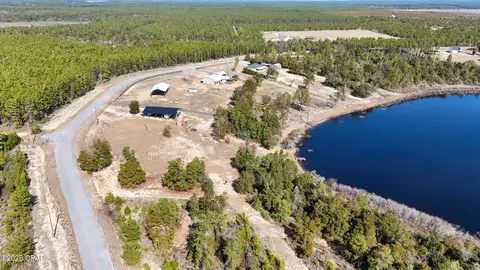 4931 Lake Ridge Rd, Chipley, FL 32428