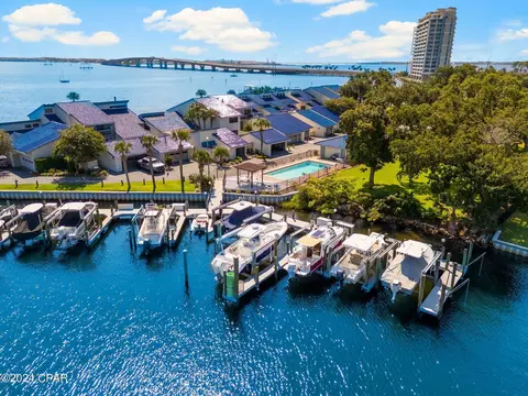 425 Bay Shore Dr #17, Panama City Beach, FL 32407