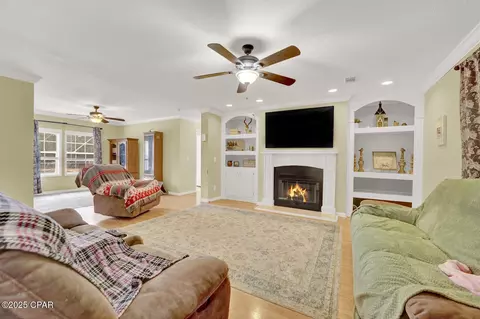 3004 Caroline Dr, Chipley, FL 32428 photo 8