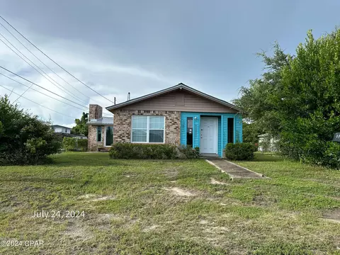 3542 E 3rd St, Panama City, FL 32401