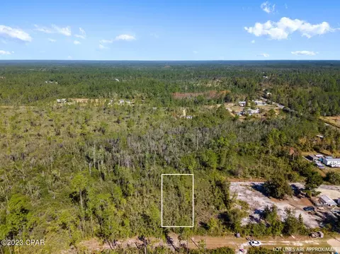 11709 Poinsettia St, Fountain, FL 32438