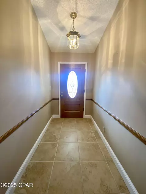 5233 Woodgate Way, Marianna, FL 32446