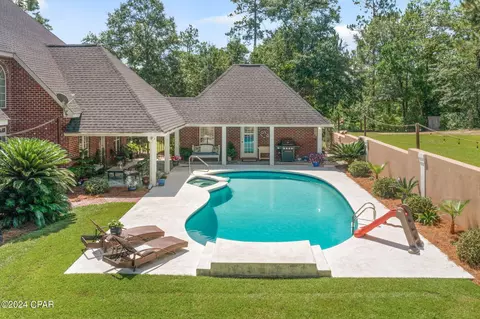 1306 Pine Bluff Ct, Chipley, FL 32428 photo 2