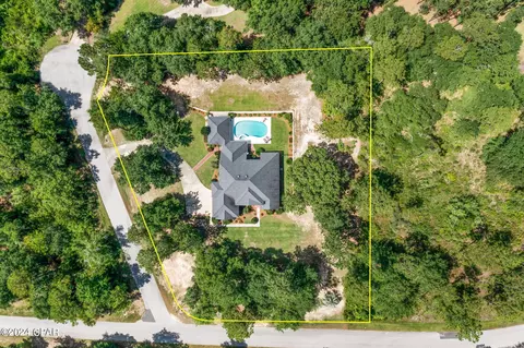 1306 Pine Bluff Ct, Chipley, FL 32428 photo 3