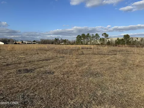 000 Commerce Ave, Chipley, FL 32428 photo 4