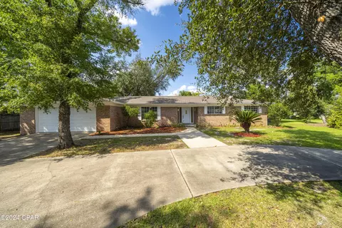7541 Coleridge Rd, Panama City, FL 32404