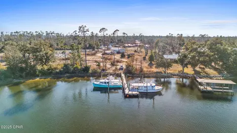 7212 Washington Ave, Panama City, FL 32409