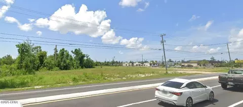 2604 Highway 390 E, Lynn Haven, FL 32444 photo 2