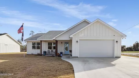 5322 Lake Dr, Panama City, FL 32404