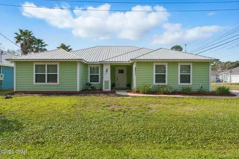 8911 Laird St, Panama City Beach, FL 32408