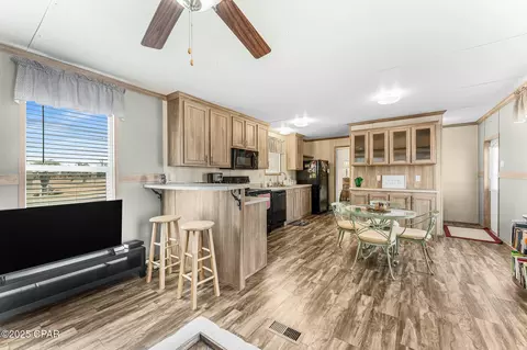 175 N Comet Ave, Panama City, FL 32404