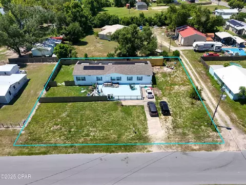 3918 E 9th St, Panama City, FL 32404
