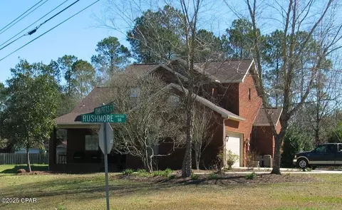 5434 Rushmore Dr, Panama City, FL 32404