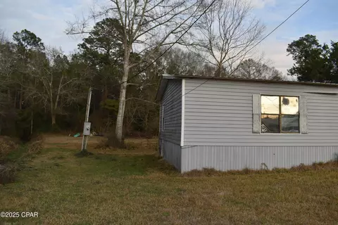 897 8th St, Chipley, FL 32428 photo 2