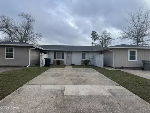 921 Bradford Cir, Lynn Haven, FL 32444
