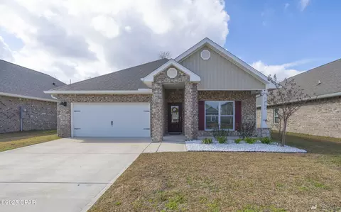 1237 Conolly Blvd, Lynn Haven, FL 32444