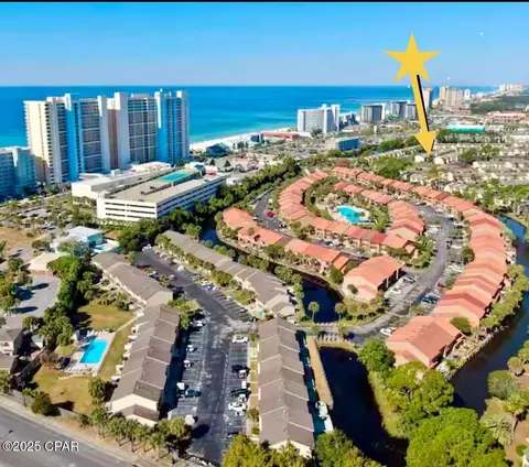 121 Robin Ln, Panama City Beach, FL 32407